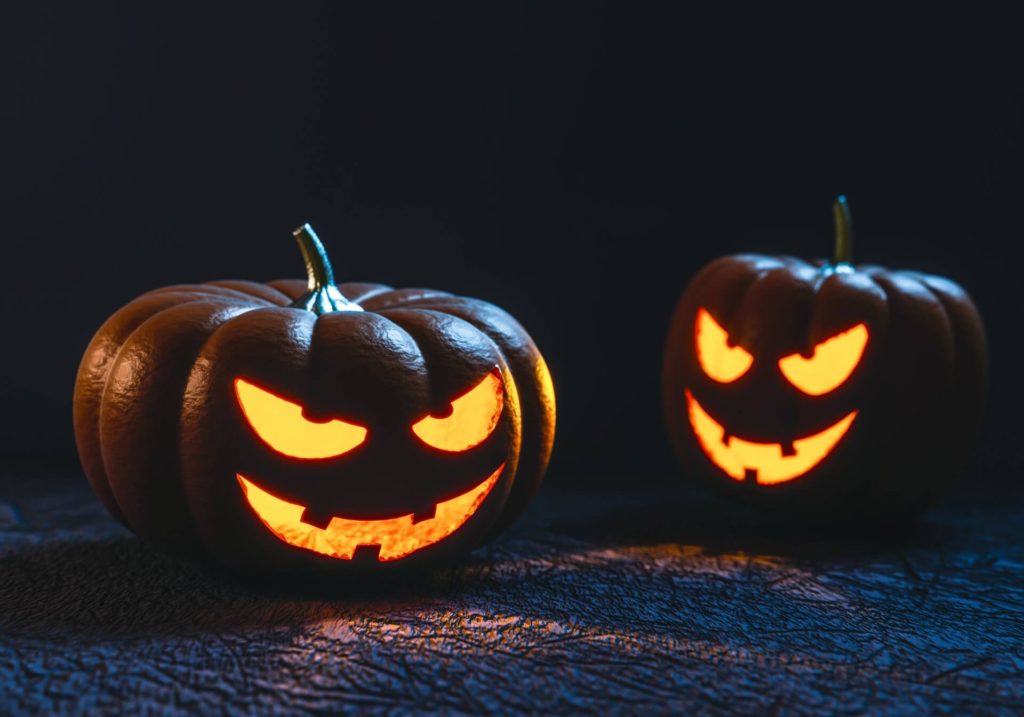 halloween pumpkin carving face 1